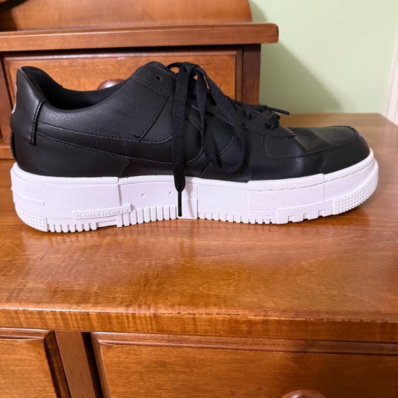Nike Air Force one pixel sneakers black women’s size 12 shoes - Picture 7 of 12
